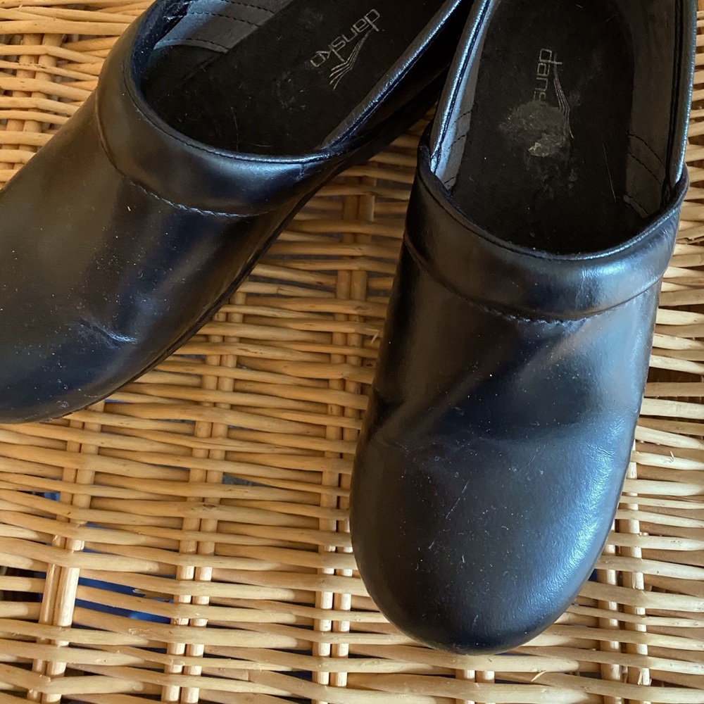 Dansko shoe